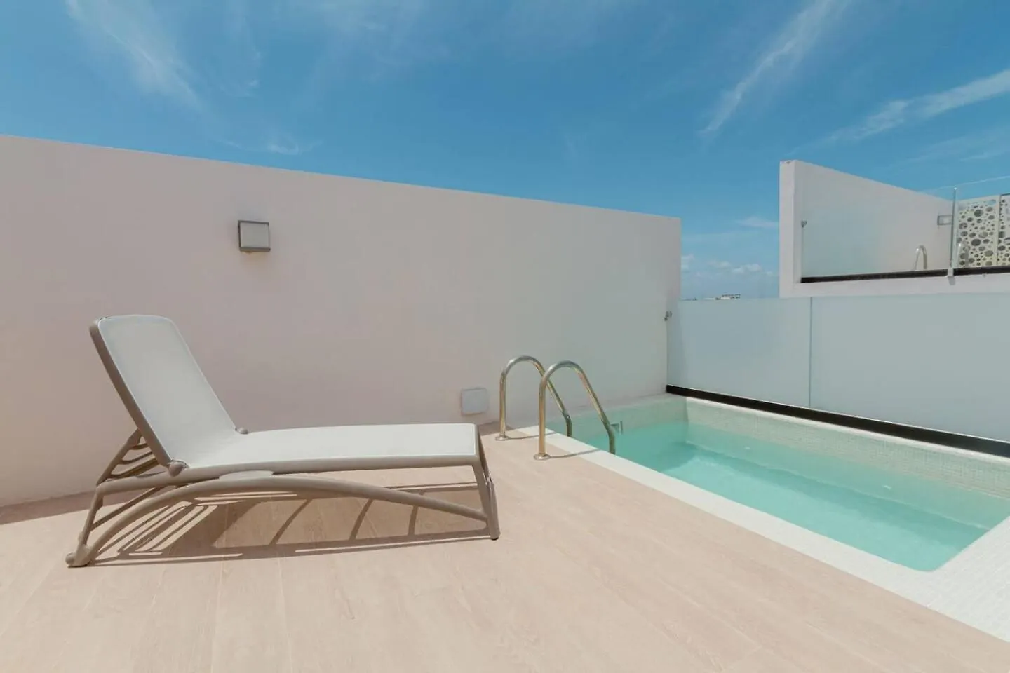 Amazing 1Br Penthouse With Private Rooftop Pool Playa del Carmen Mexico